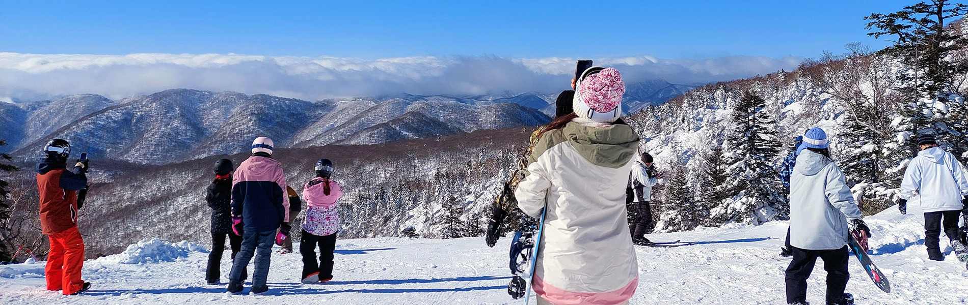 宿から車で約２０分！ 「ネコママウンテン」や「グランデコスノーリゾート」へ♪